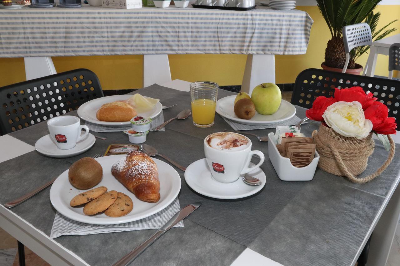 Hotel Urano Cattolica Zewnętrze zdjęcie