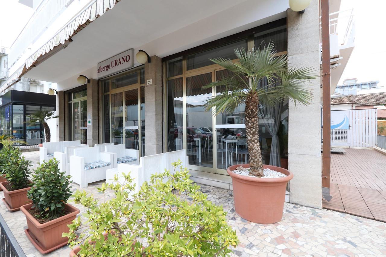 Hotel Urano Cattolica Zewnętrze zdjęcie