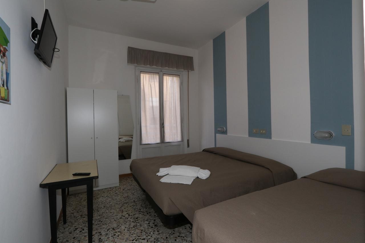 Hotel Urano Cattolica Zewnętrze zdjęcie