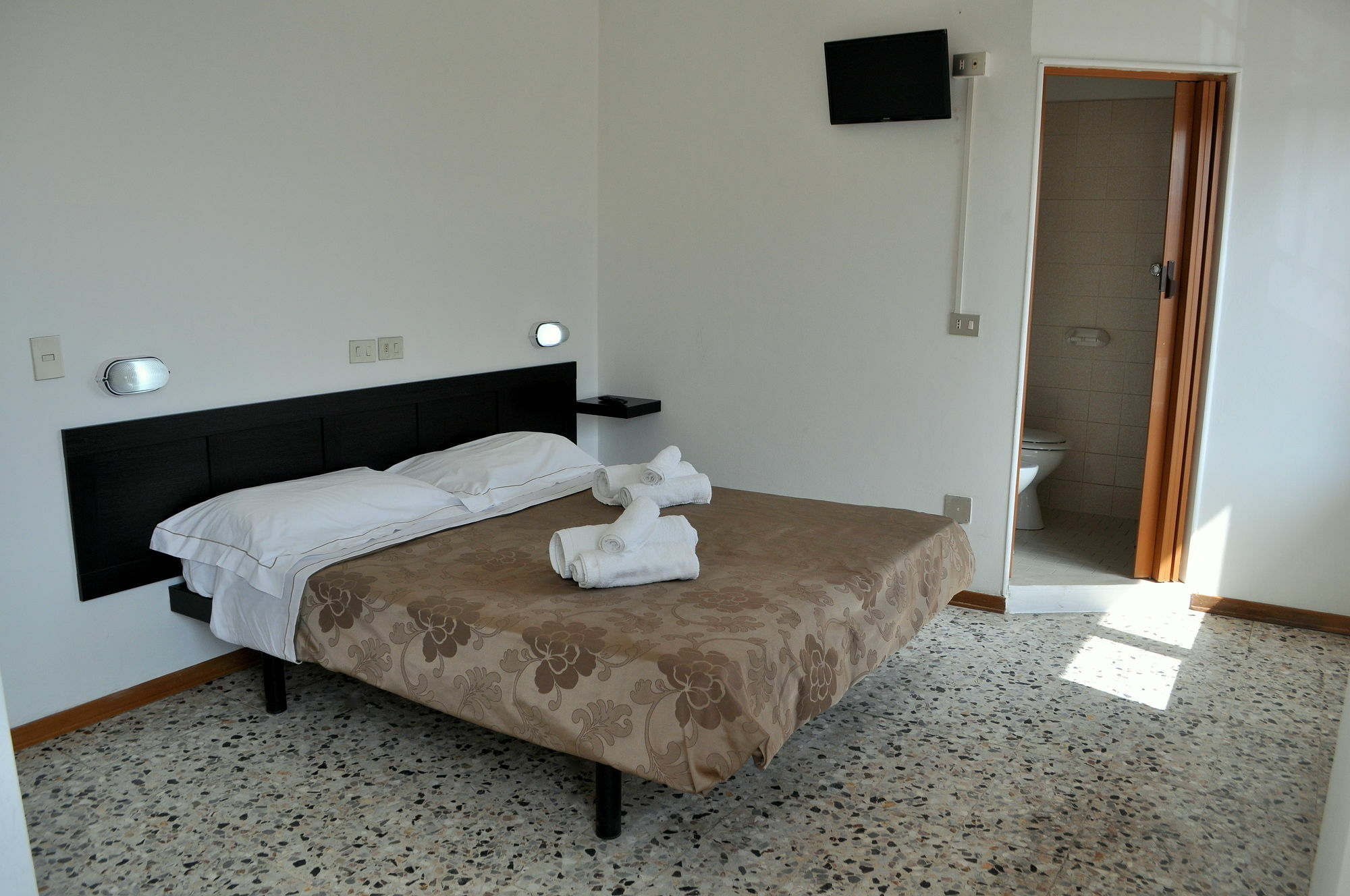 Hotel Urano Cattolica Zewnętrze zdjęcie