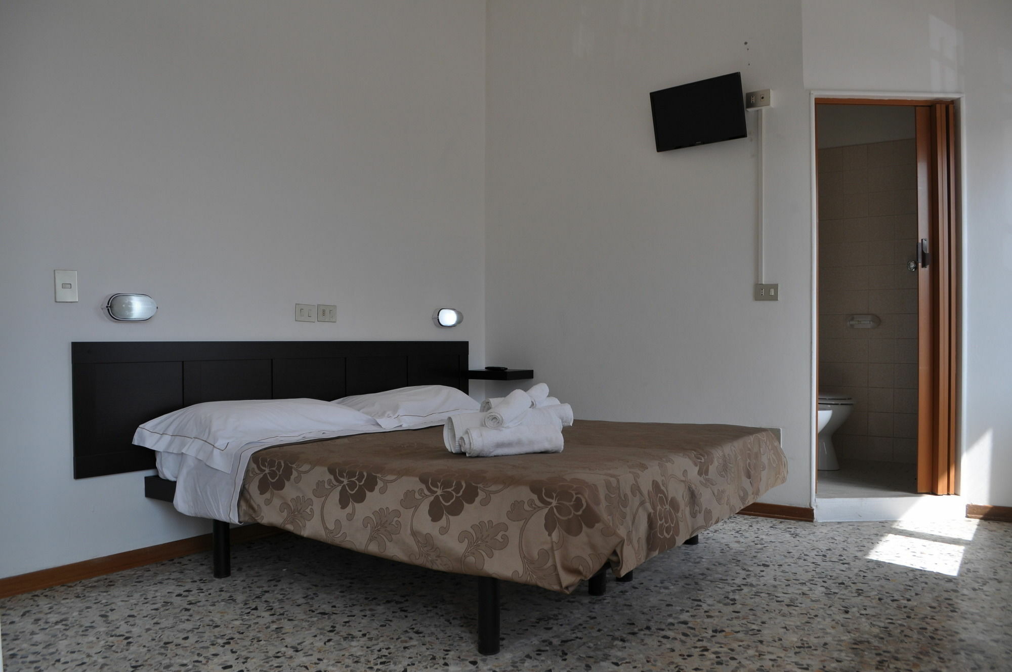 Hotel Urano Cattolica Zewnętrze zdjęcie